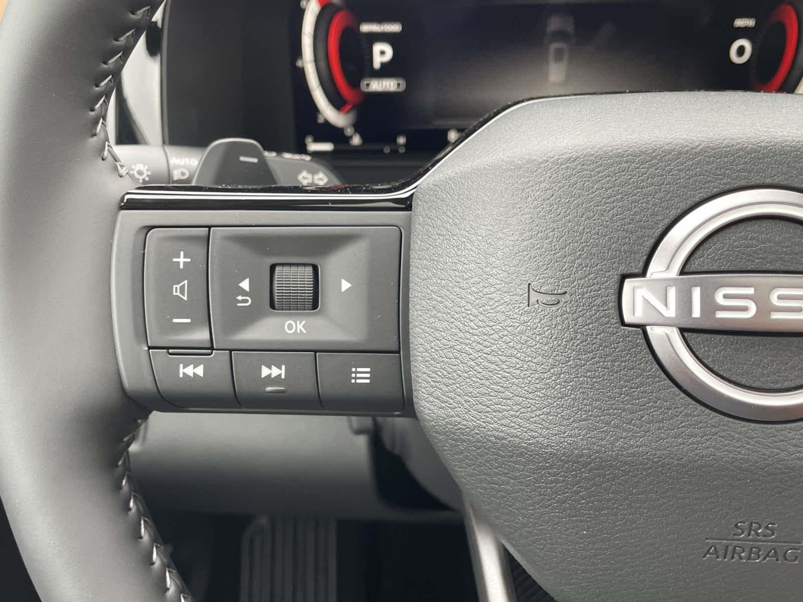 New 2026 Boulder Gray Pearl Nissan Platinum image 36