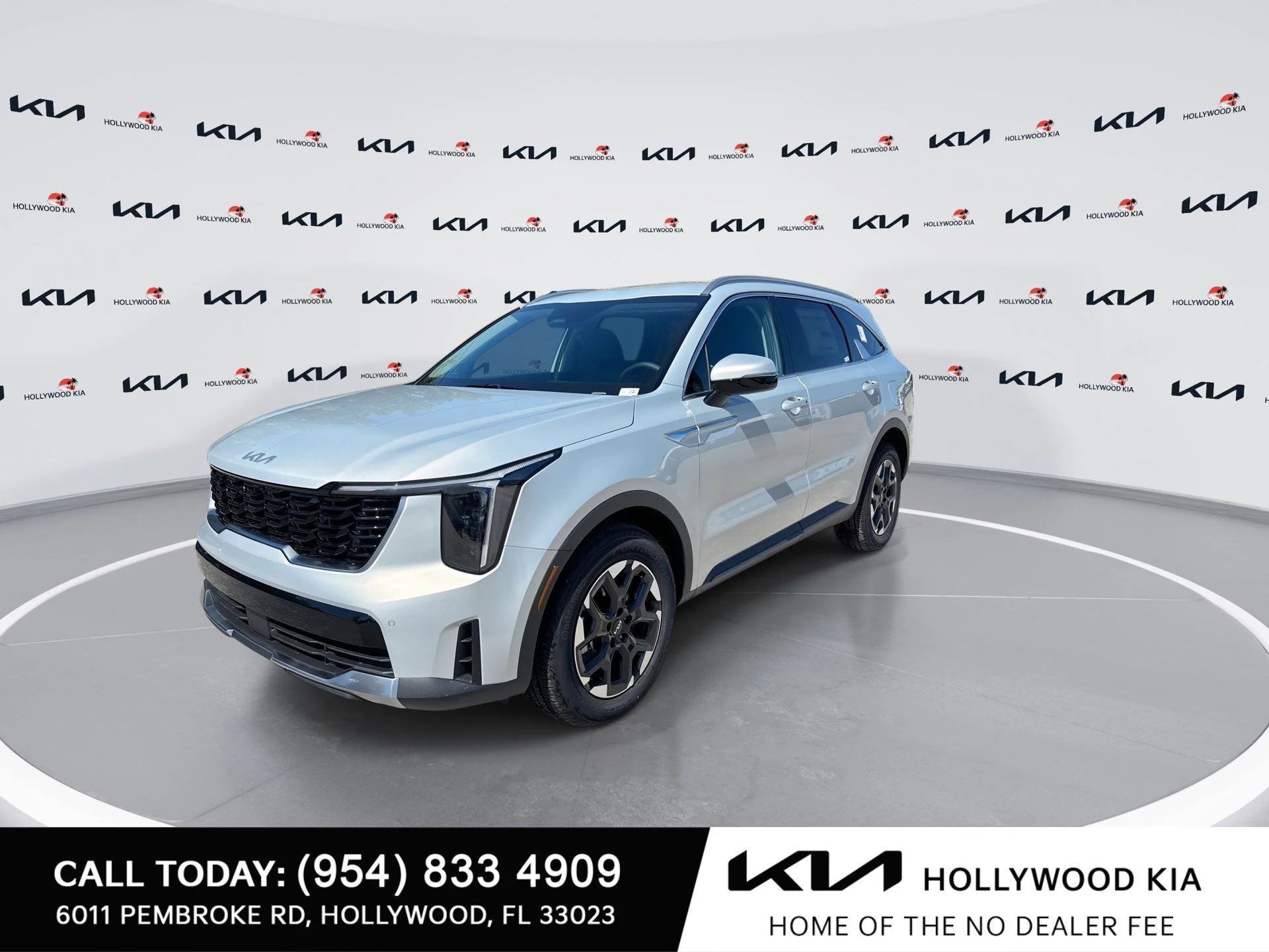 New 2026 Ivory Silver Kia S image 4