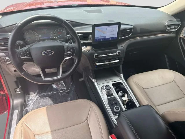 Used 2020 Red Ford Limited image 18