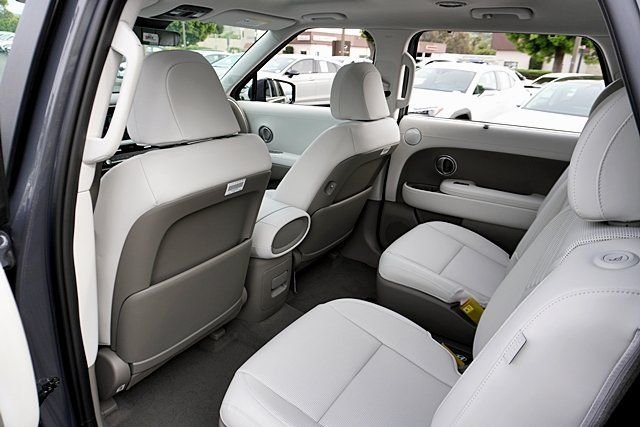 New 2026 Gray Hyundai SEL Premium image 21