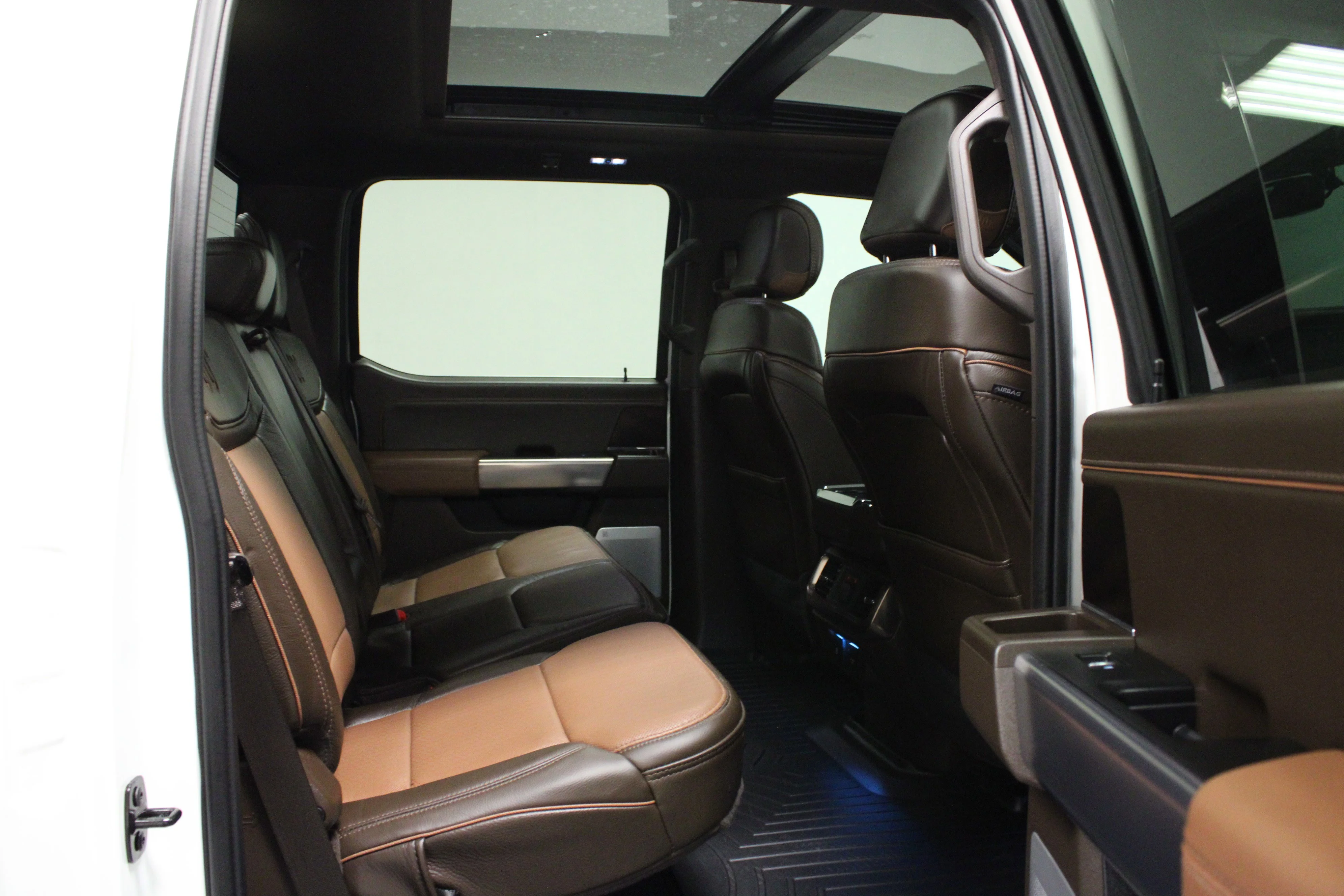 Used 2025 Star White Metallic Tri-Coat Ford King Ranch image 16