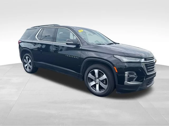 Used 2023 Mosaic Black Metallic Chevrolet LT Leather image 8