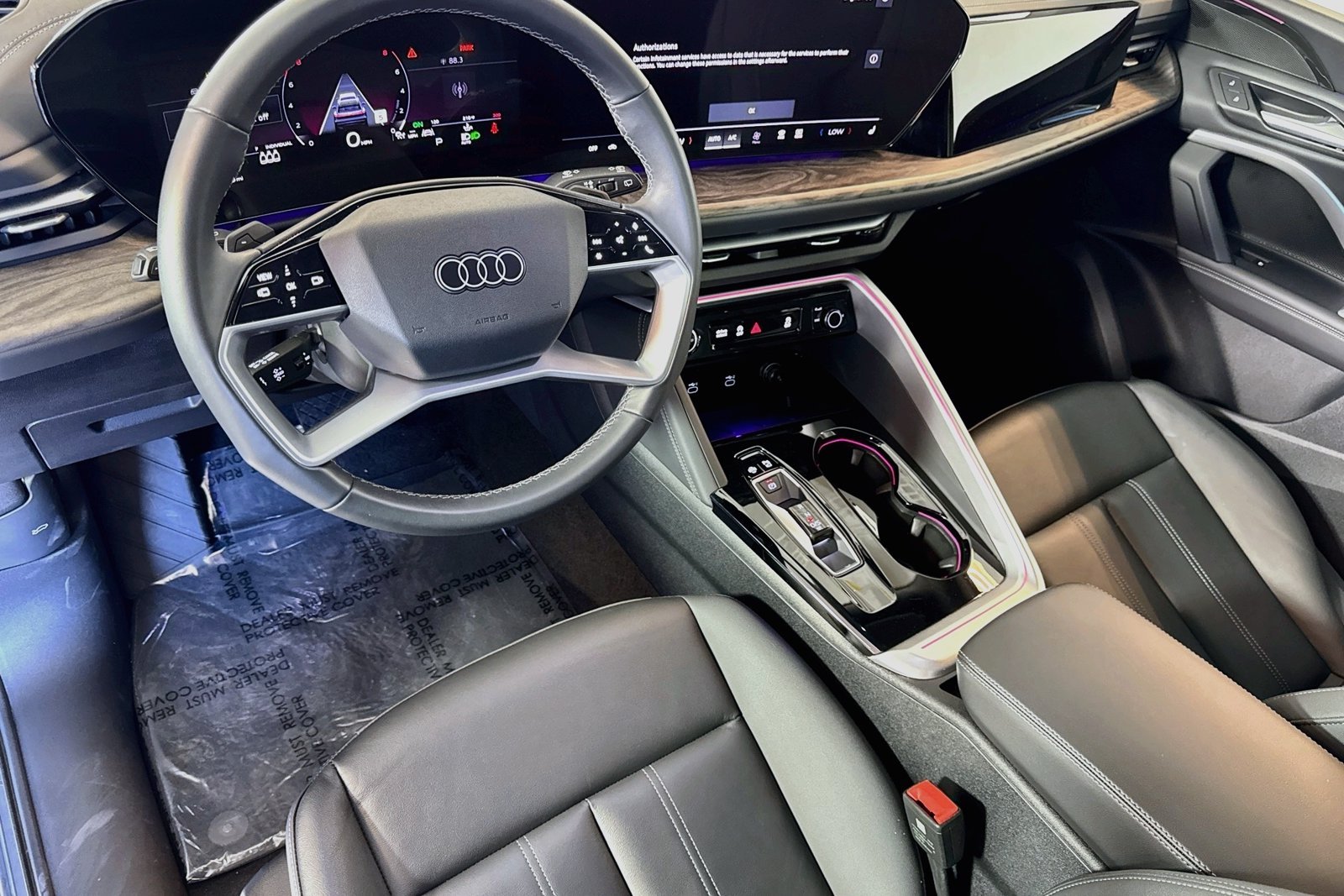 Used 2025 Arkona White Audi Premium image 9
