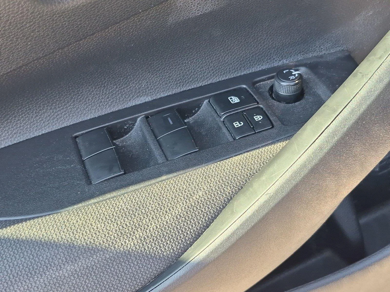 Used 2025 Underground Toyota LE image 15