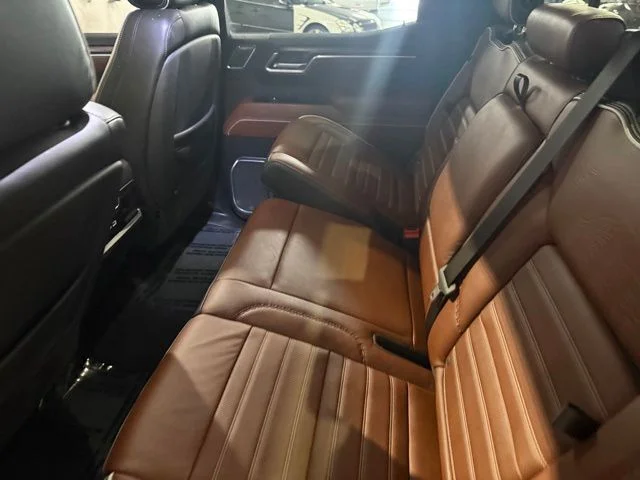 Used 2022 Titanium GMC Denali Ultimate image 4