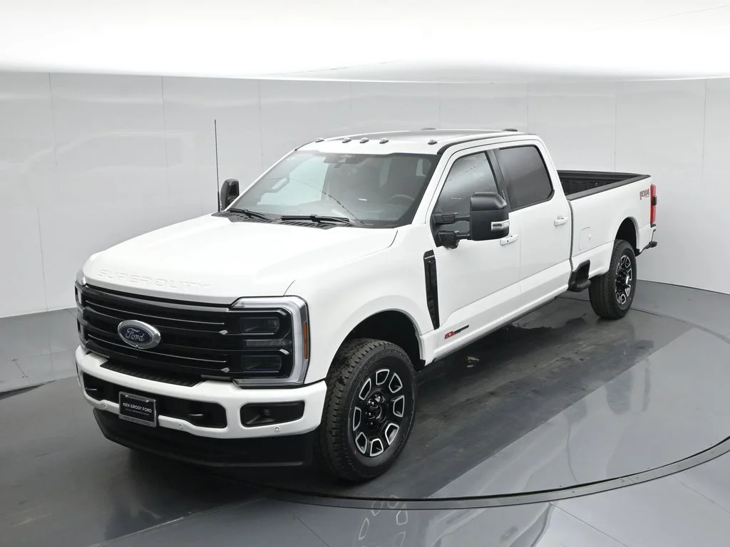 New 2026 Star White Metallic Tri-Coat Ford Platinum image 39