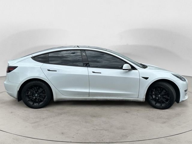 Used 2022 White Tesla Long Range image 4