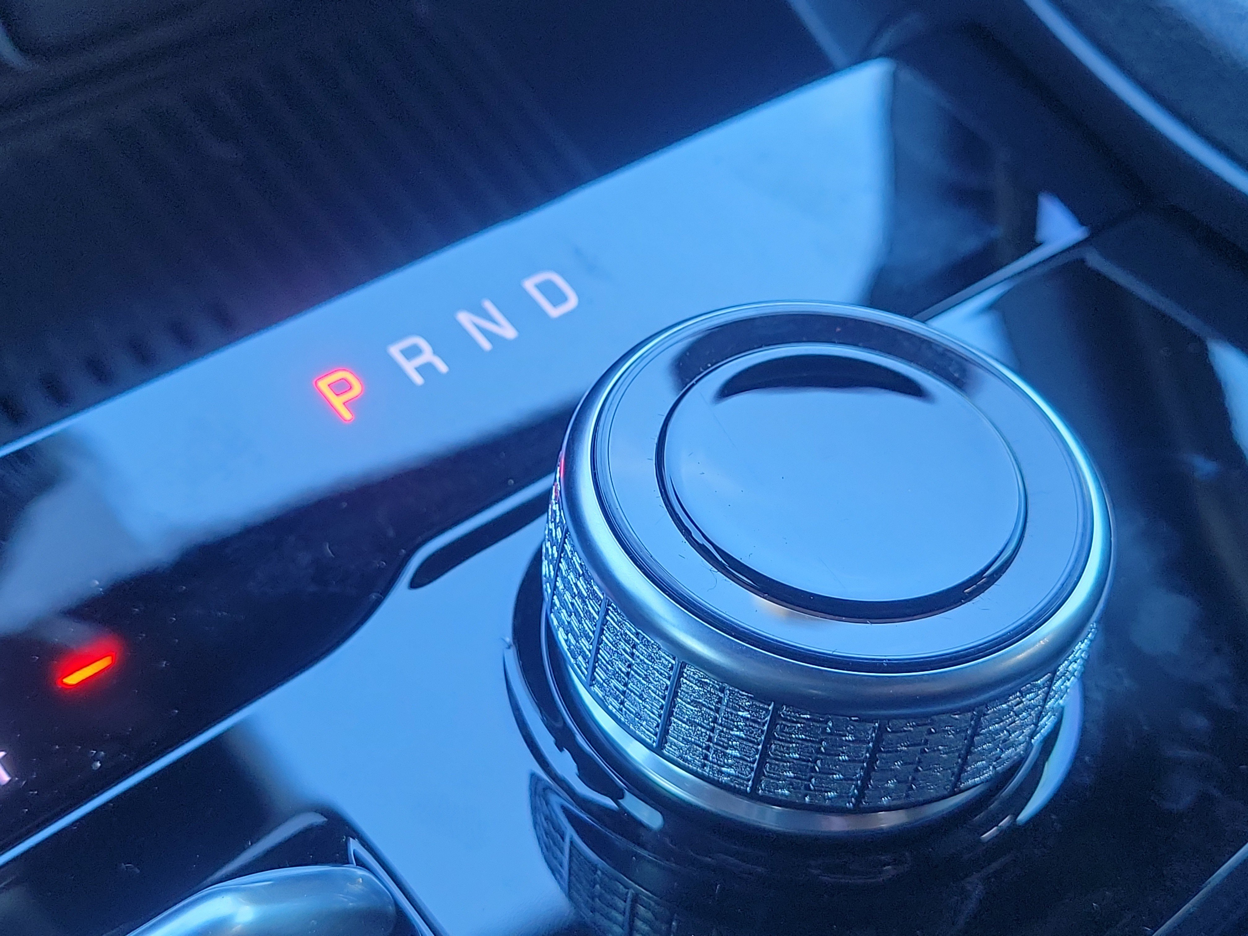 New 2026 Baltic Gray Metallic Clear-Coat Exterior Paint Jeep Limited image 16