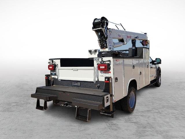 2024 Ford F-550 Super Duty Chassis Cab XL - Photo 35