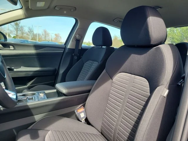 New 2026 Aurora Black Pearl Kia LXS FWD image 12