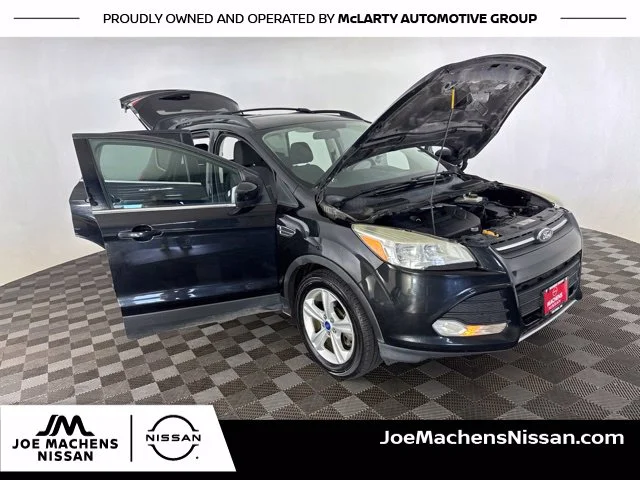 Used 2013 Black Ford SE image 15