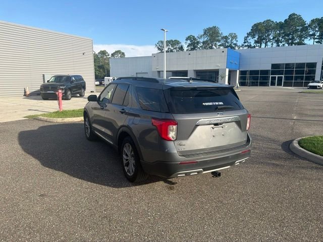 Used 2023 Gray Ford XLT image 7