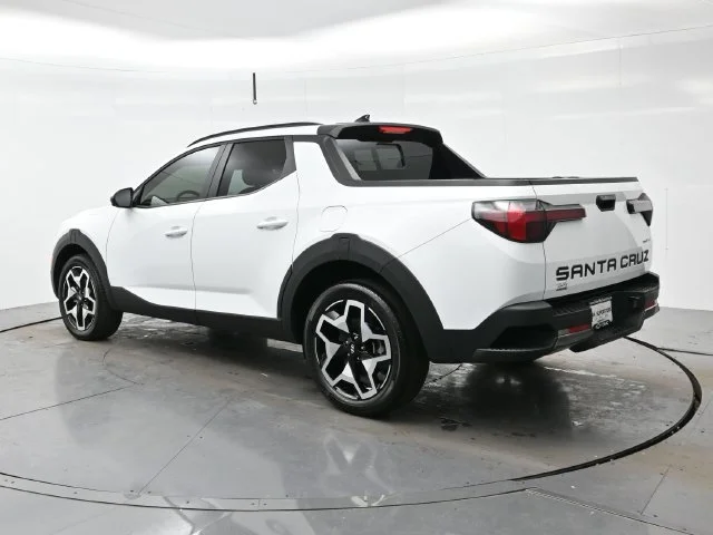 Used 2022 Ice White Hyundai Limited image 5