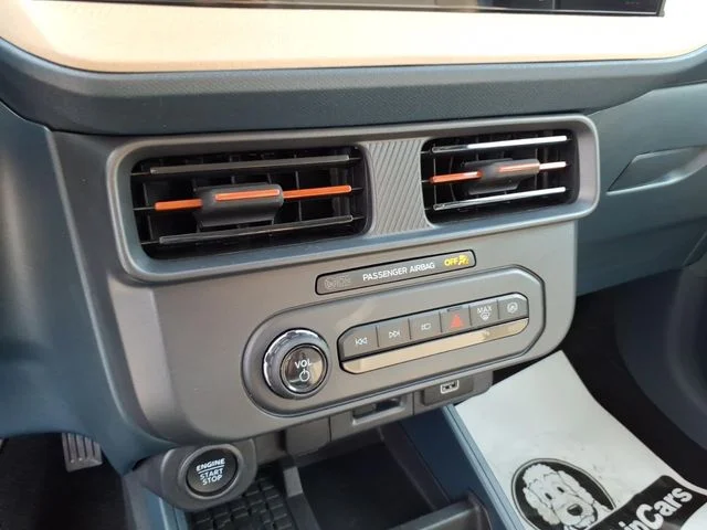 Used 2025 Gray Ford Lariat image 24