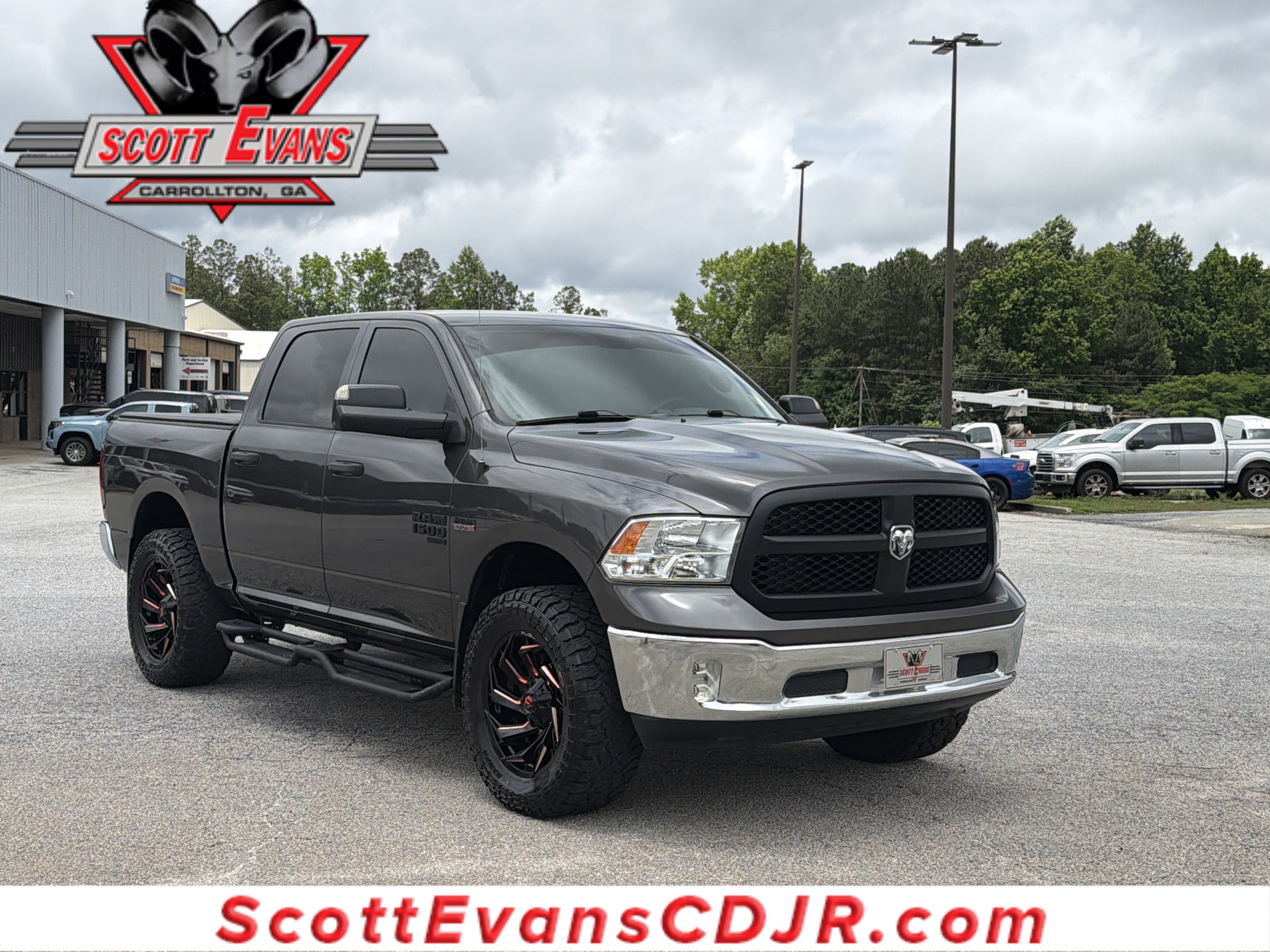 2019 RAM 1500 Classic Tradesman 4x4 Crew Cab 5'7's photo