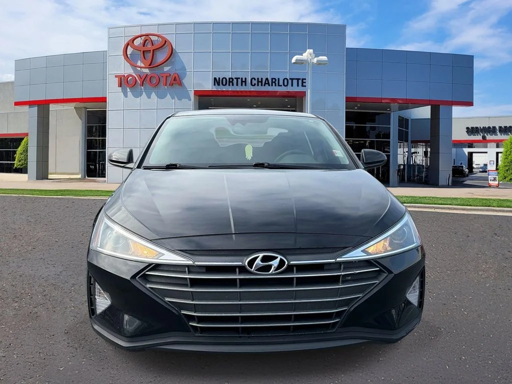 Used 2020 Black Hyundai Value Edition image 2
