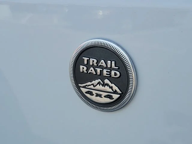 Used 2017 White Jeep Sport image 9