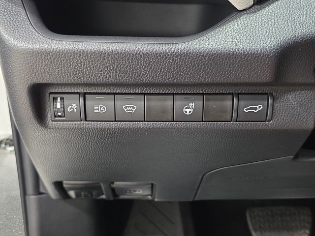 Used 2024 White Toyota XLE image 23