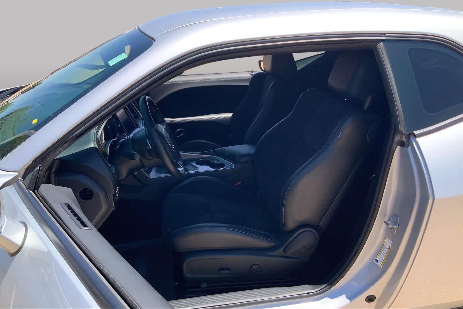 Pre-Owned 2020 Dodge Challenger GT