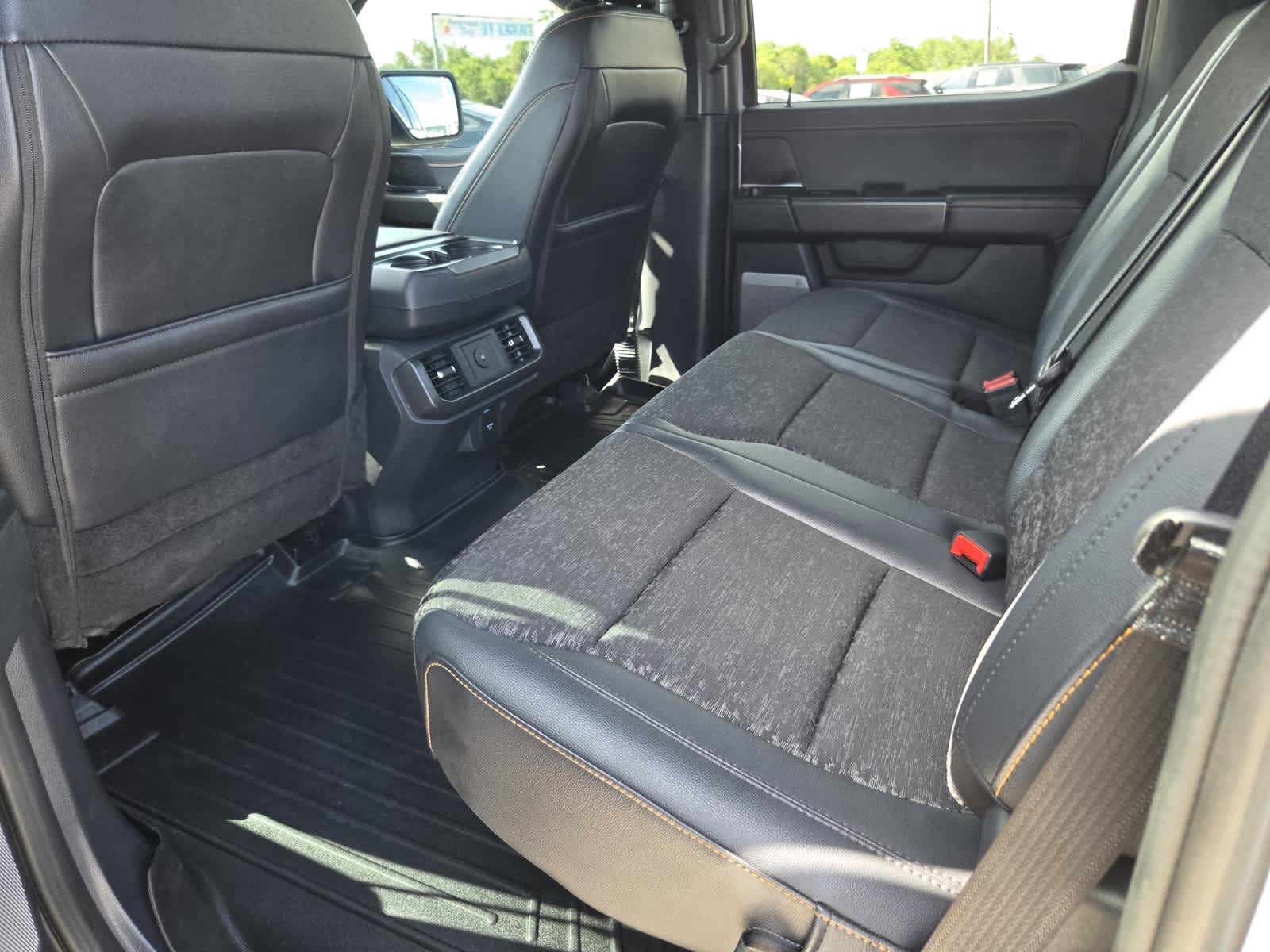 Used 2025 Space White Metallic Ford Tremor image 12