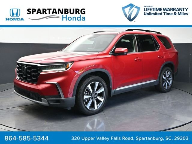 2023 Honda Pilot Touring AWD's photo