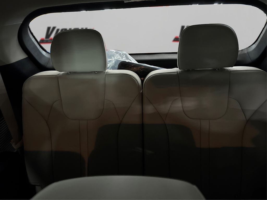 New 2025 Everlasting Silver Kia S image 38