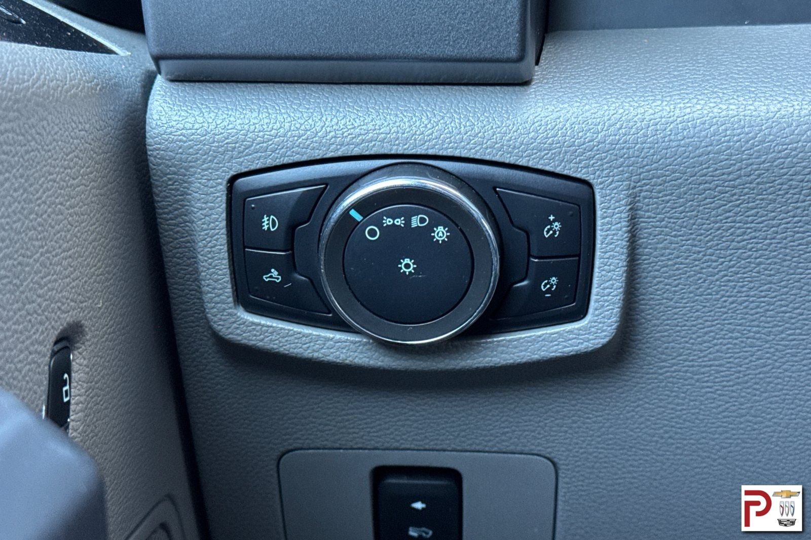 Used 2020 White Ford XLT image 30