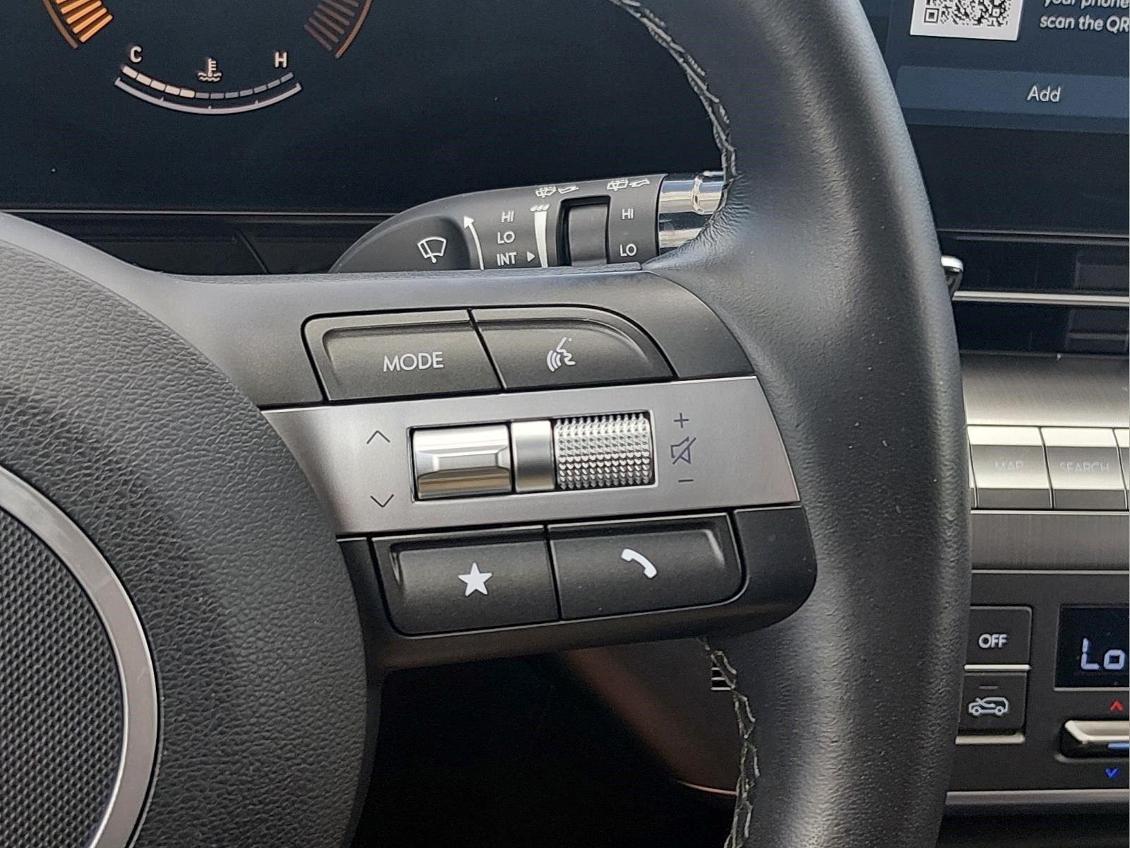 Used 2025 Cyber Gray Metallic Hyundai SEL image 27