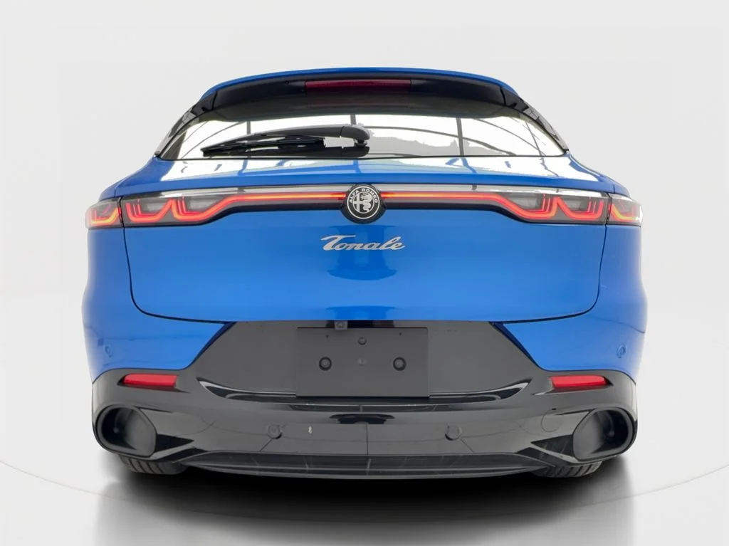 New 2026 Blue Alfa Romeo Base image 10