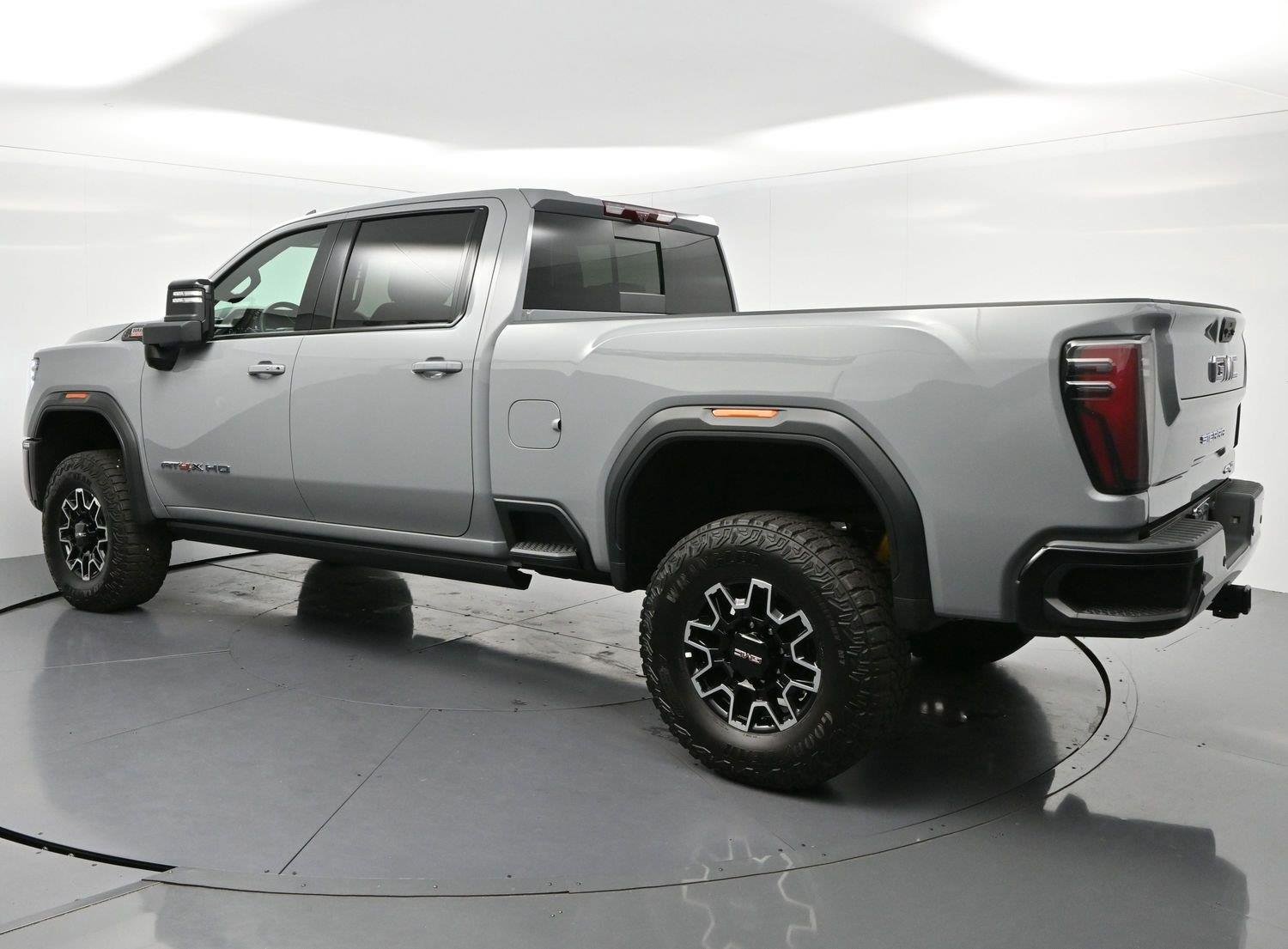 Used 2025 Thunderstorm Gray GMC AT4X image 5
