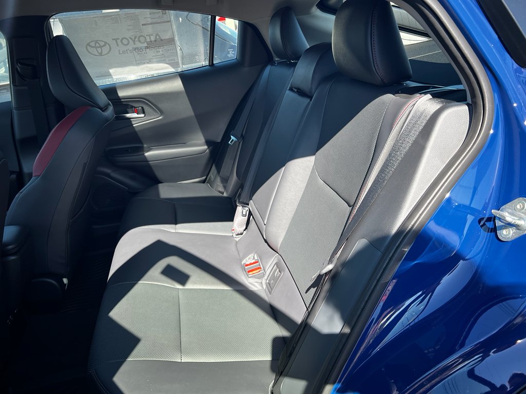 2026 Toyota Prius Plug-in Hybrid XSE - Photo 10