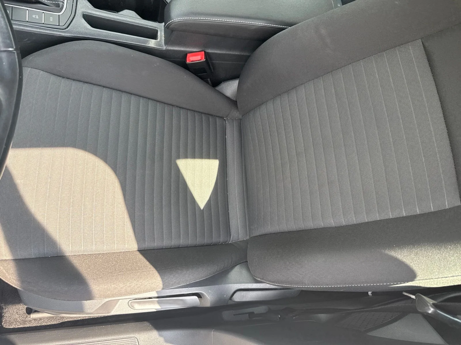 Used 2024  Volkswagen 1.5T S image 5