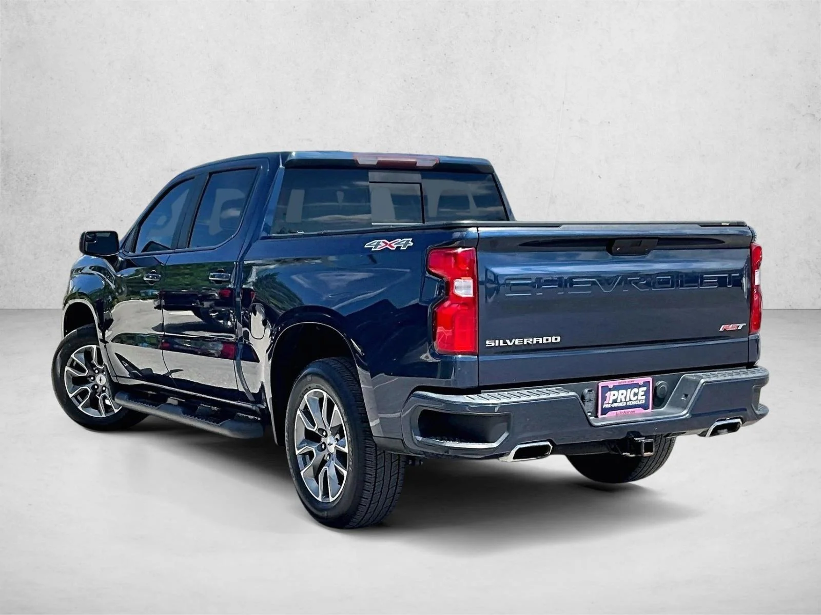 Used 2021 Northsky Blue Metallic Chevrolet RST image 13