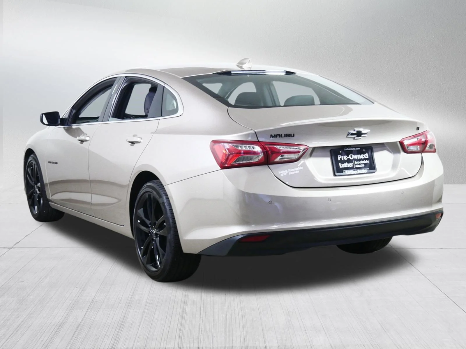 Used 2022 Mineral Gray Metallic Chevrolet LT image 5