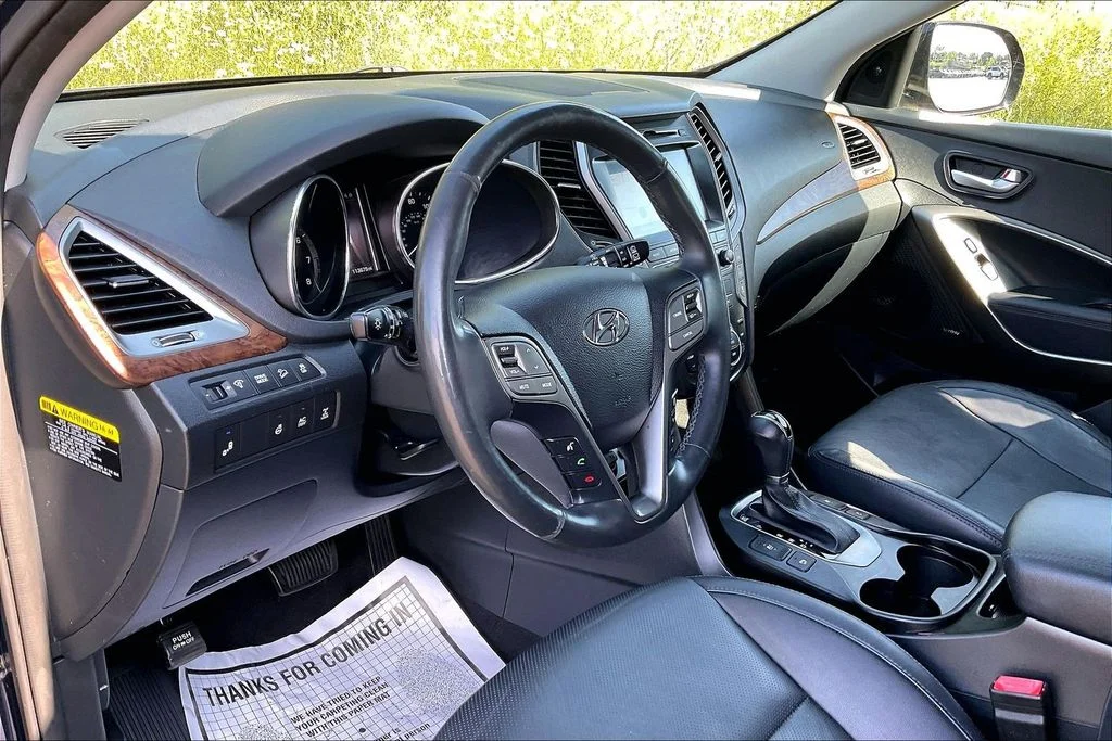 Used 2017 Blue Hyundai Limited Ultimate image 14