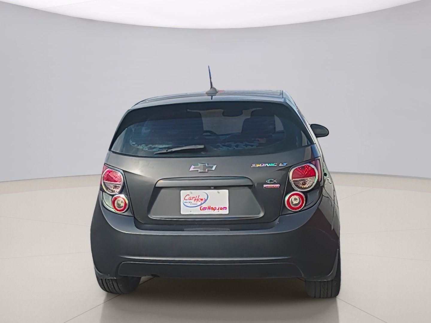 Used 2015 Grey Chevrolet LT image 4