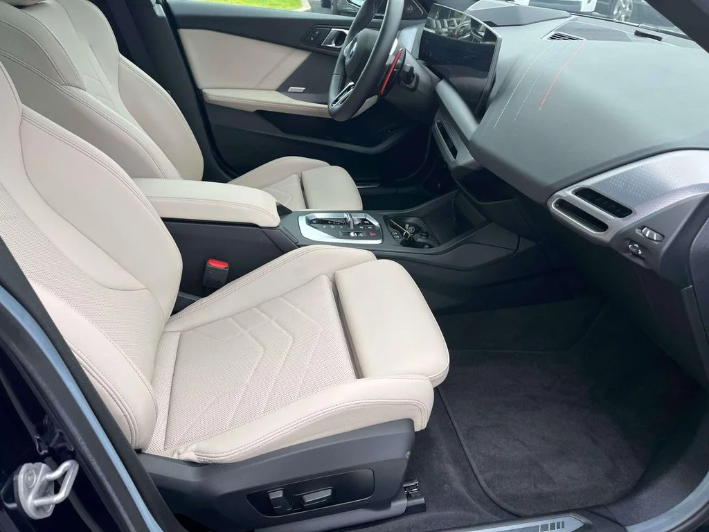 2025 BMW 2 Series M235 - Photo 15
