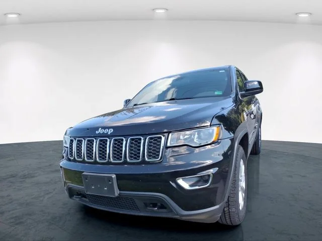Used 2021 Black Jeep Laredo E image 5