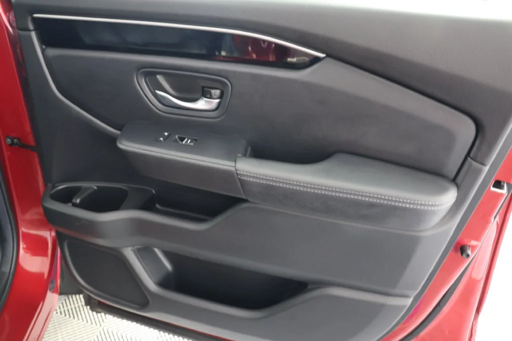 Used 2025 Radiant Red Metallic II Honda EX-L image 30