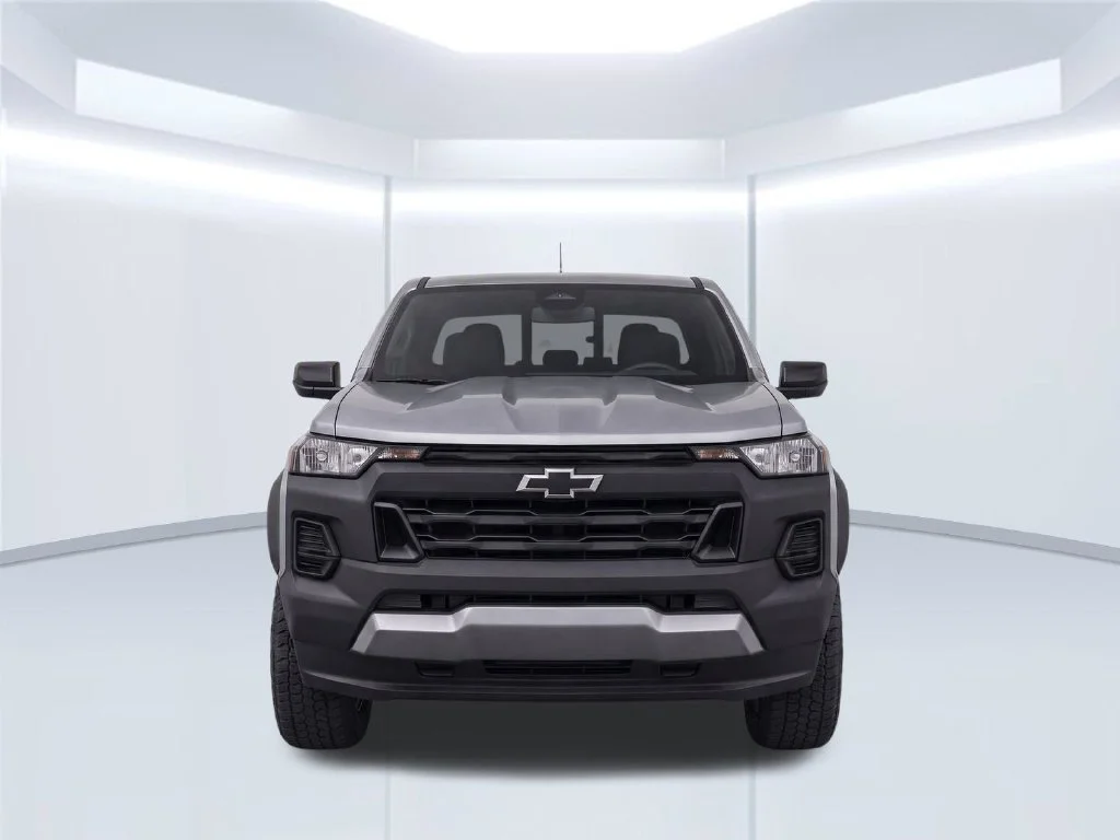 Used 2025 Gray Chevrolet Trail Boss image 7