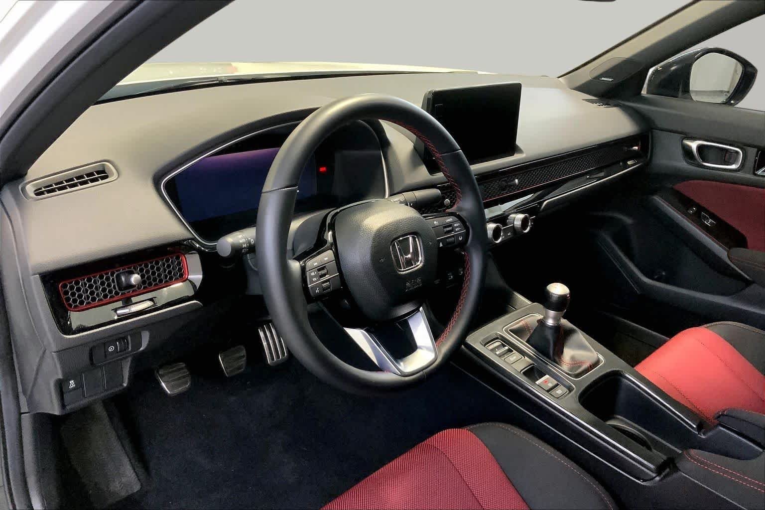 Used 2026 Platinum White Pearl Honda  image 17