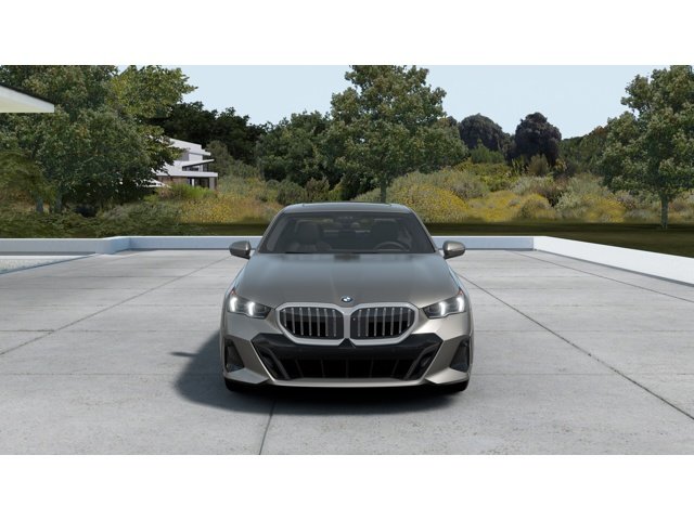 New 2027 Oxide Grey Metallic BMW  image 3