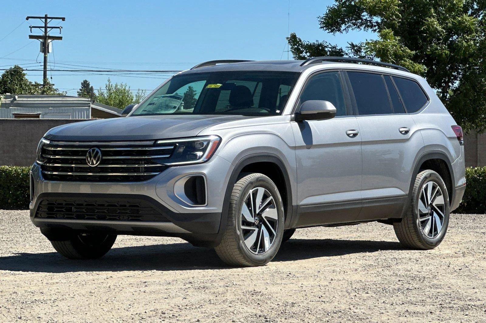 New 2026 Silver Mist Metallic Volkswagen 2.0T SE w/Technology image 8