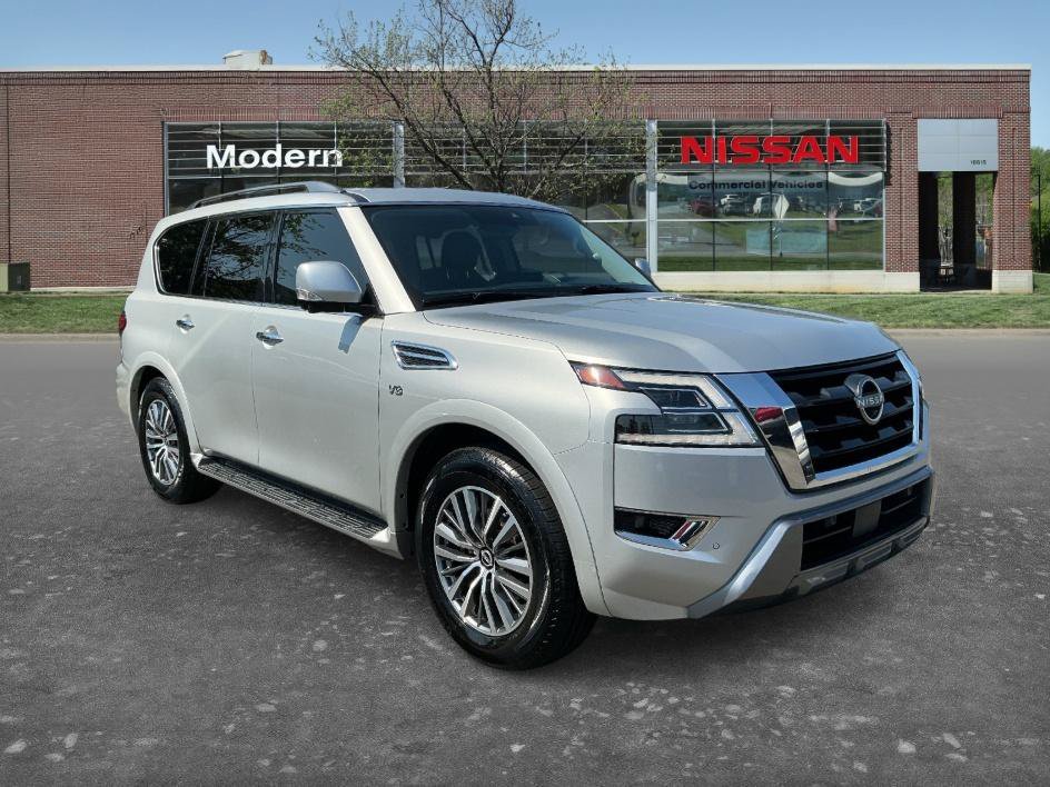 Used 2022 Brilliant Silver Metallic Nissan SL image 5
