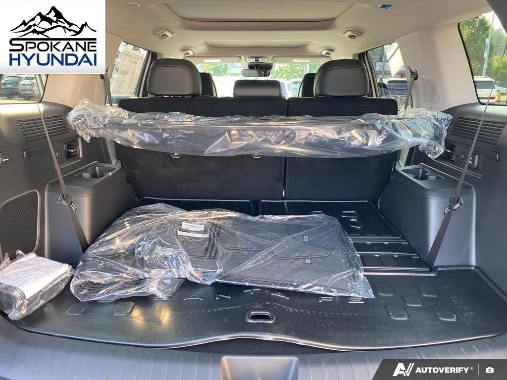 2026 Hyundai Santa Fe Limited - Photo 15