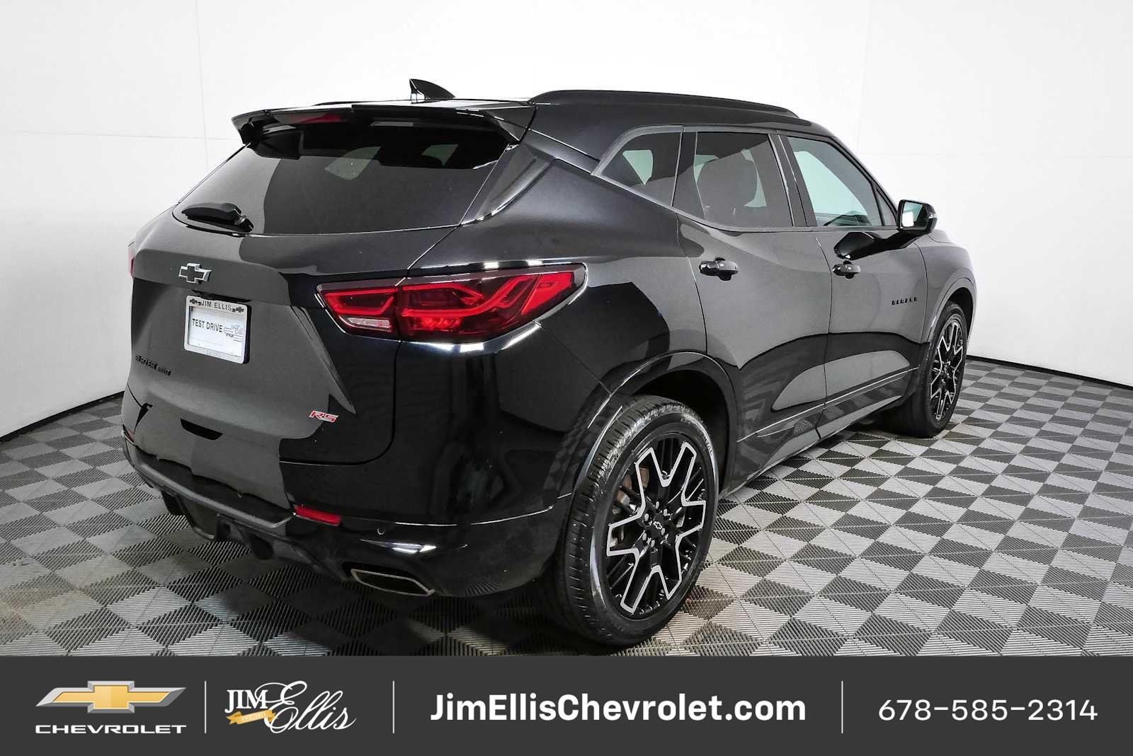 Certified Used 2023 Black Chevrolet RS image 3