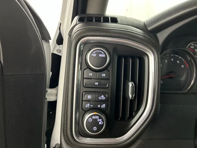 Used 2023 White Chevrolet LT image 10