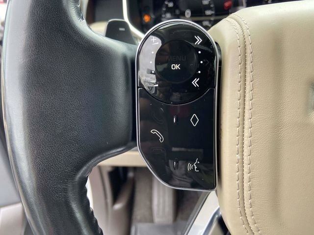 Used 2019 Fuji White Land Rover 5.0L V8 Supercharged image 27