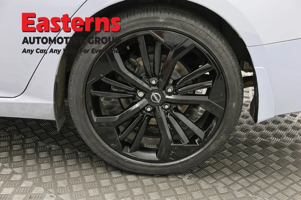 Used 2023 Gray Nissan 2.5 SR image 33