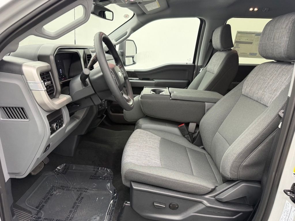 New 2026 White Ford XLT image 23
